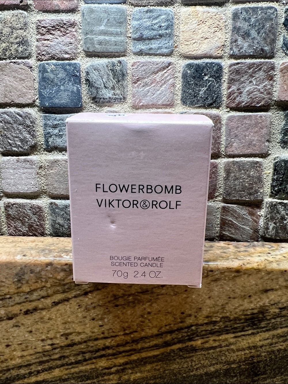 Viktor & Rolf Flowerbomb Scented Candle — Light Pink Box